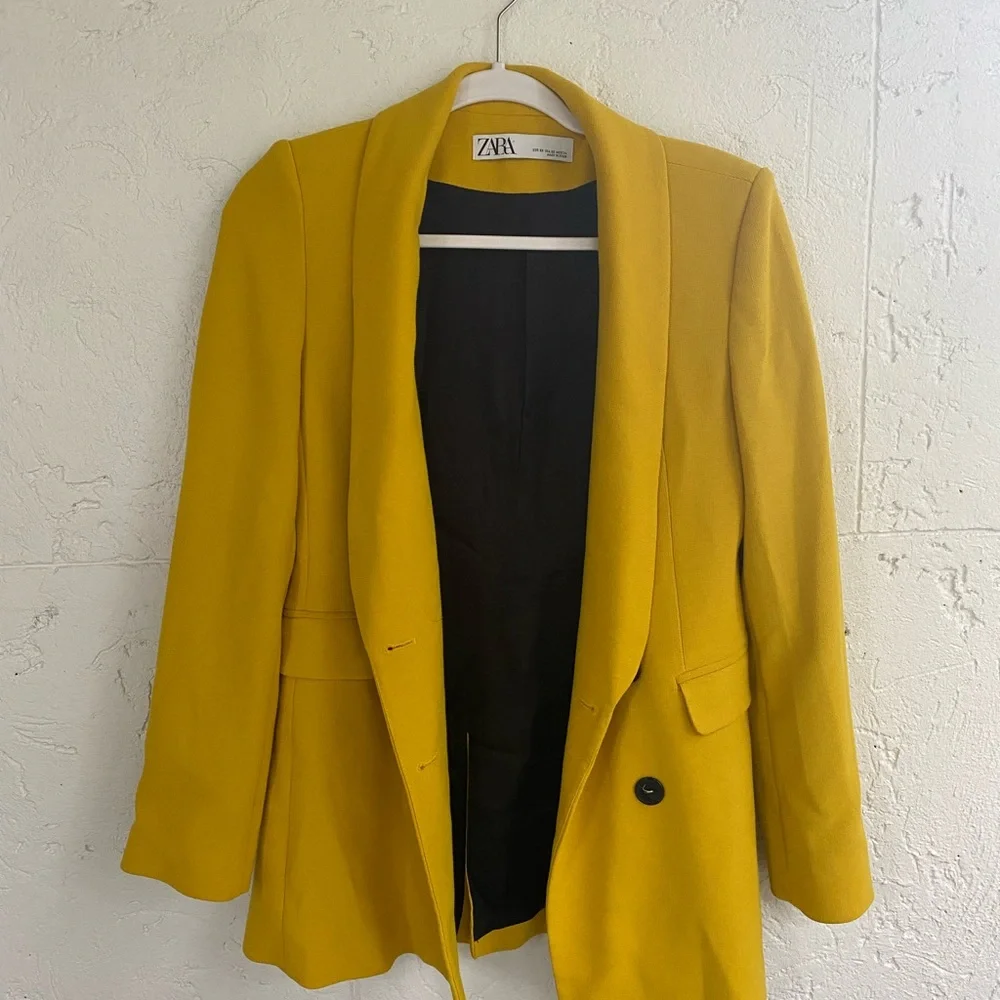 Zara Blazer - Picture 1 of 2